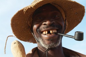 togoulou-togo-cultivateur-mali-smile-4