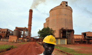 MDG : Guinea : bauxite factory of Guinea's CBG largest mining firm at Kamsar