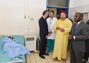 sm_le_roi_visite_l_hopital_national_simao_mendes_-_g1