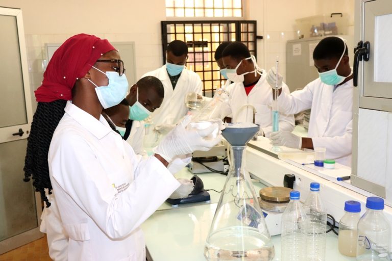 africa-pharmacy-students-produce-hand-sanitizers-to-fight-covid-19